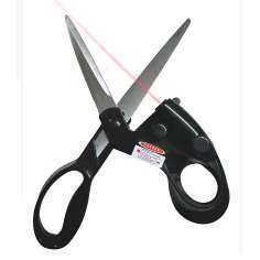 TESOURA COM MIRA LASER